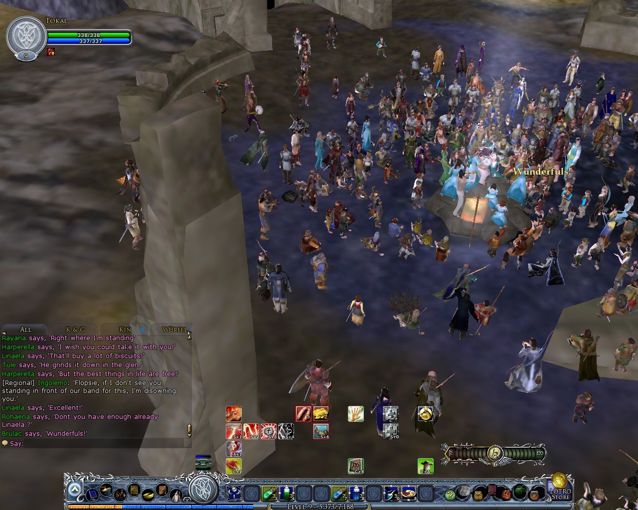 Image: The bands arrange for the last tune and the Battle of the Bands 04